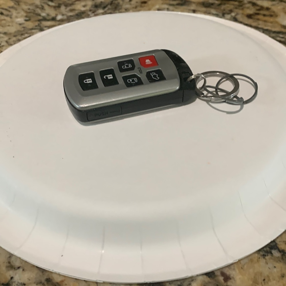 Toyota spare key Sienna (2018)